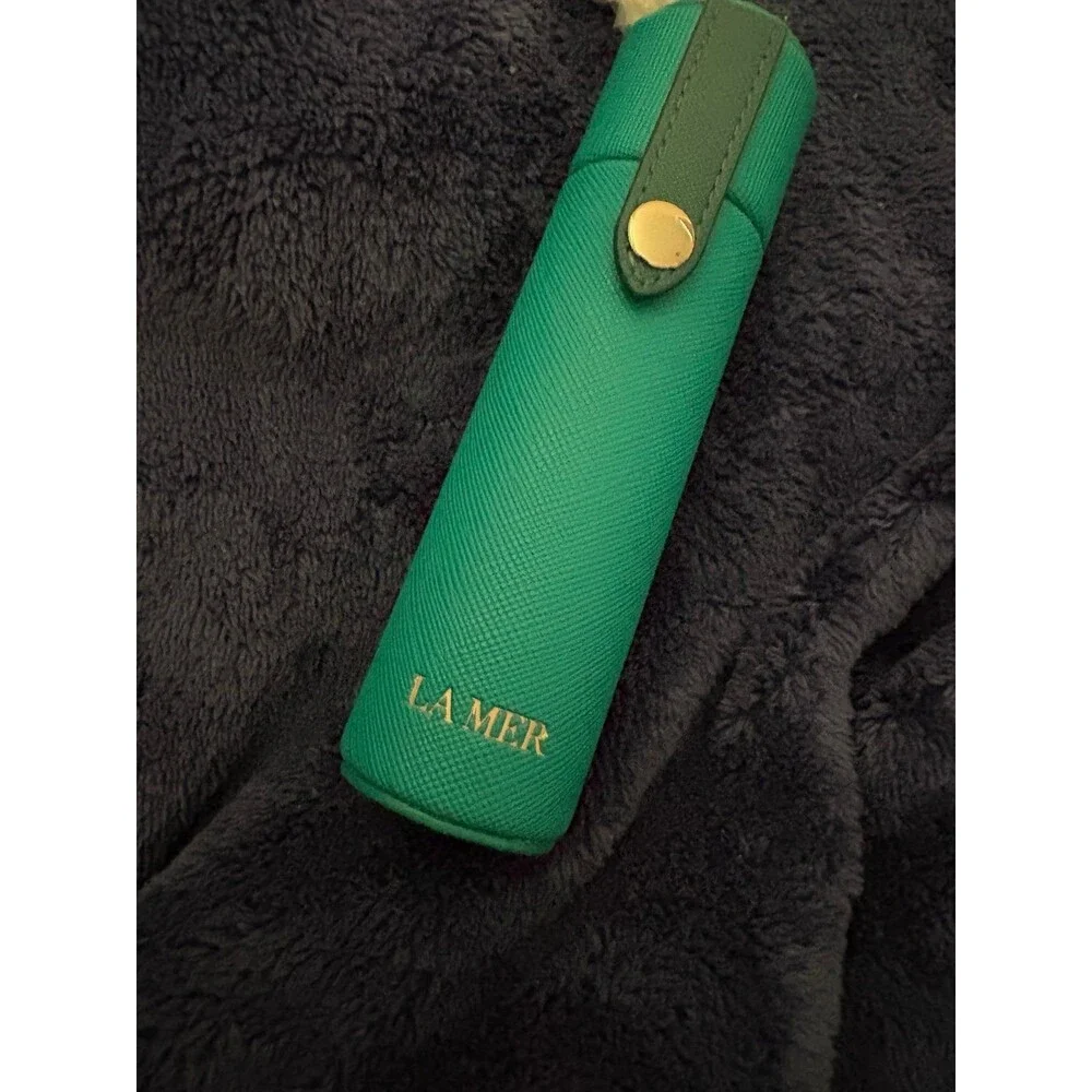 La Mer lip balm holder